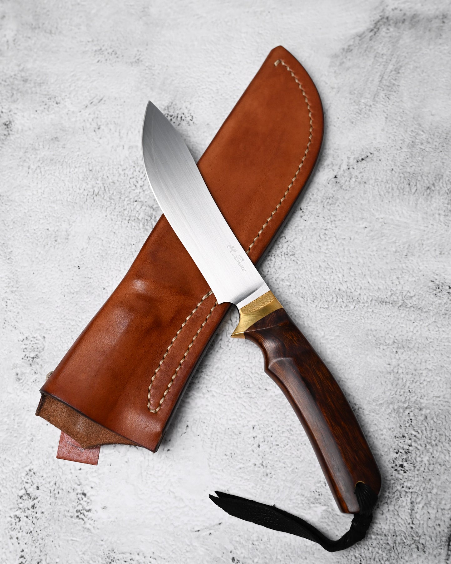 Japan Made Hiroshi Saito Handmade VG10 Outdoor Knife｜Desert Ironwood Handle｜Vegetable-Tanned Leather Sheath