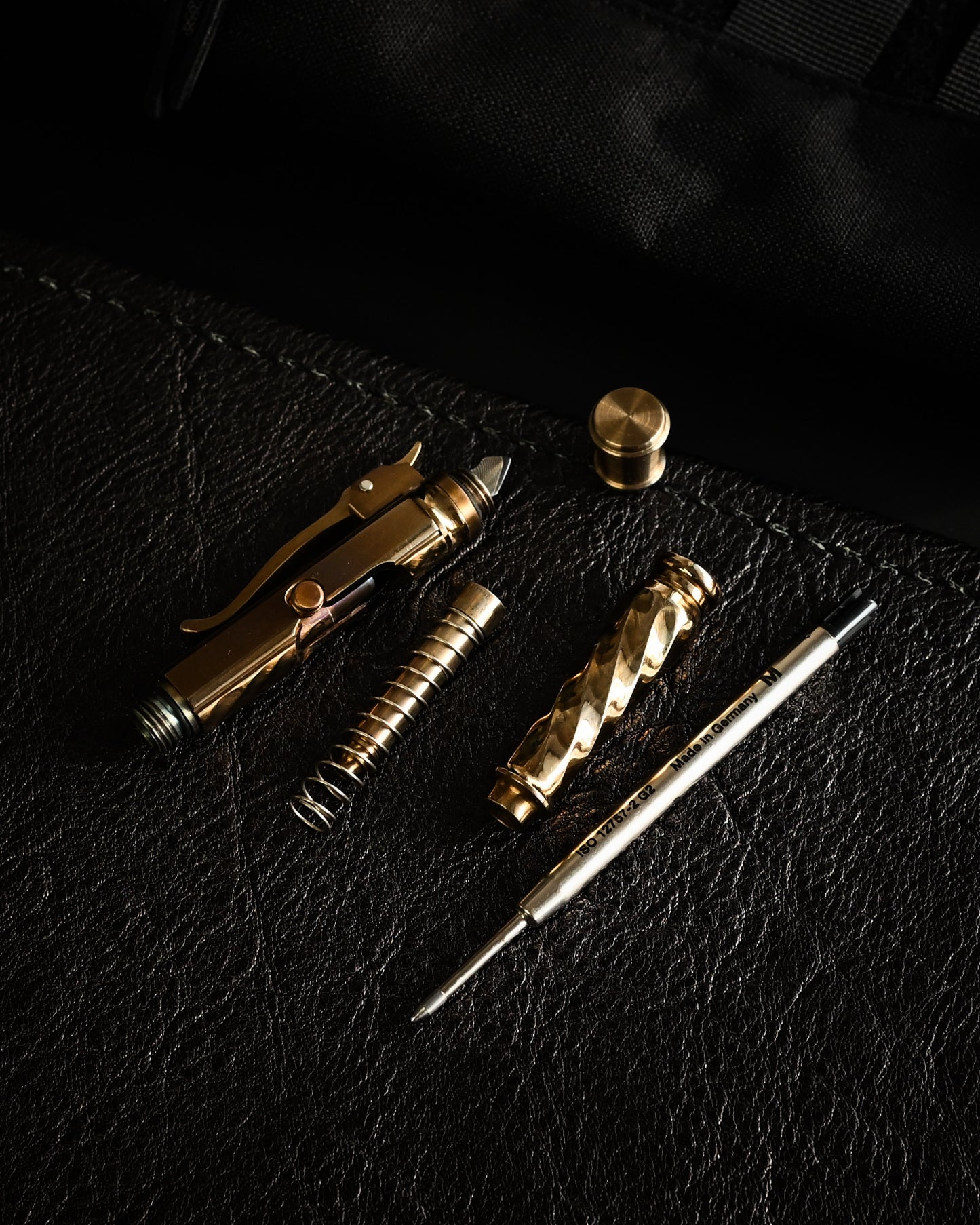 Hidetoshi Nakayama New Custom Tactical Pen Twist Pattern Body ＋ Damascus Blade Head