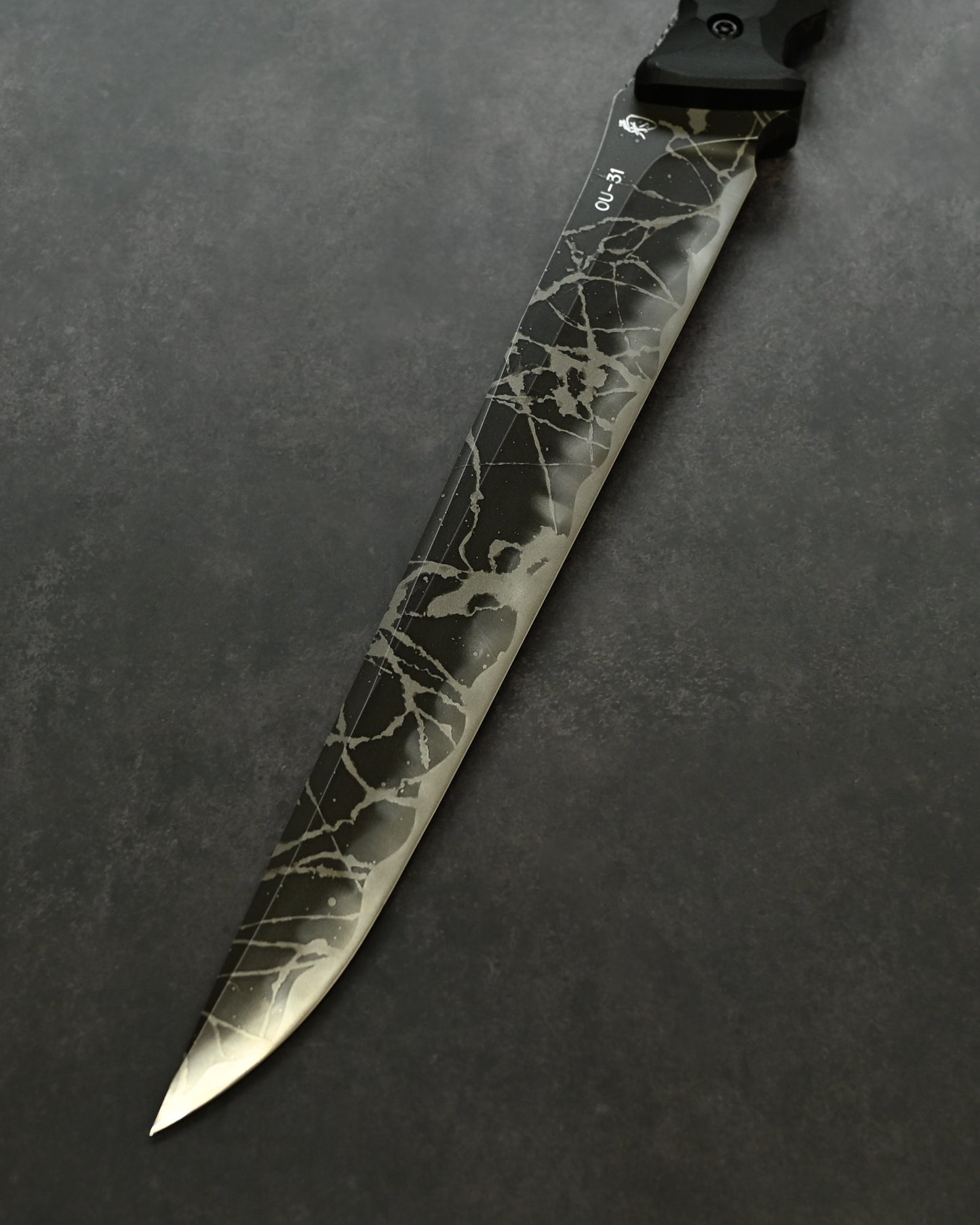 Extremely Rare  | Kiku Matsuda “Asuka” — OU-31 Steel Blade × Black G10 Handle