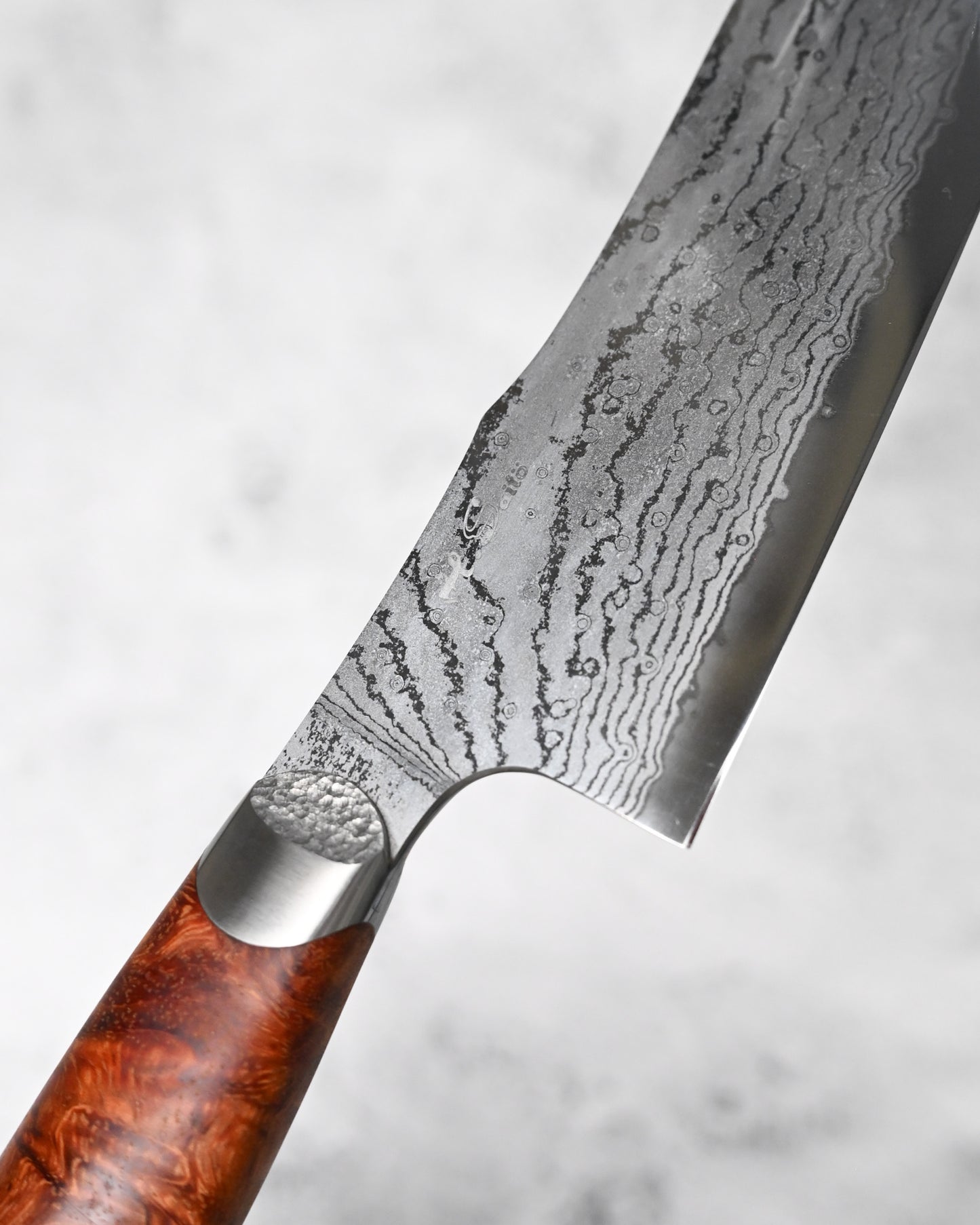 Japan Made Hiroshi Saito Handmade SG2 Damascus Chef Knife｜Karin Wood Handle｜Hand-Polished Blade