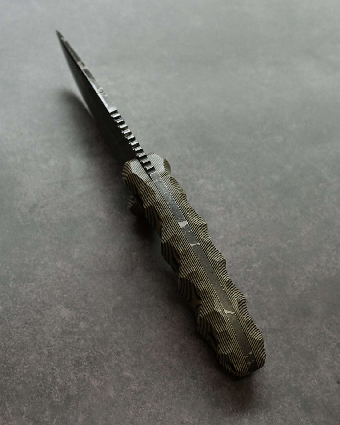 Kikuknives Suwa (諏訪 / スワ) | OU-31 Steel × G-10 Layered Handle | Kiku Matsuda Custom Knife