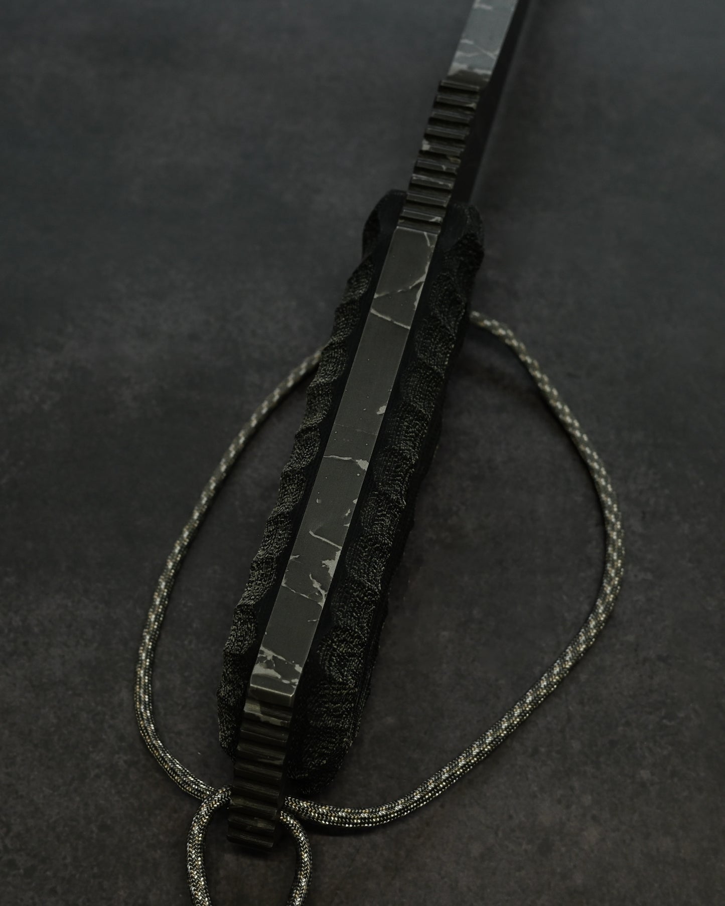 Extremely Rare | Kiku Matsuda “Raijin” — OU-31 Steel Blade × Black Canvas Micarta Handle
