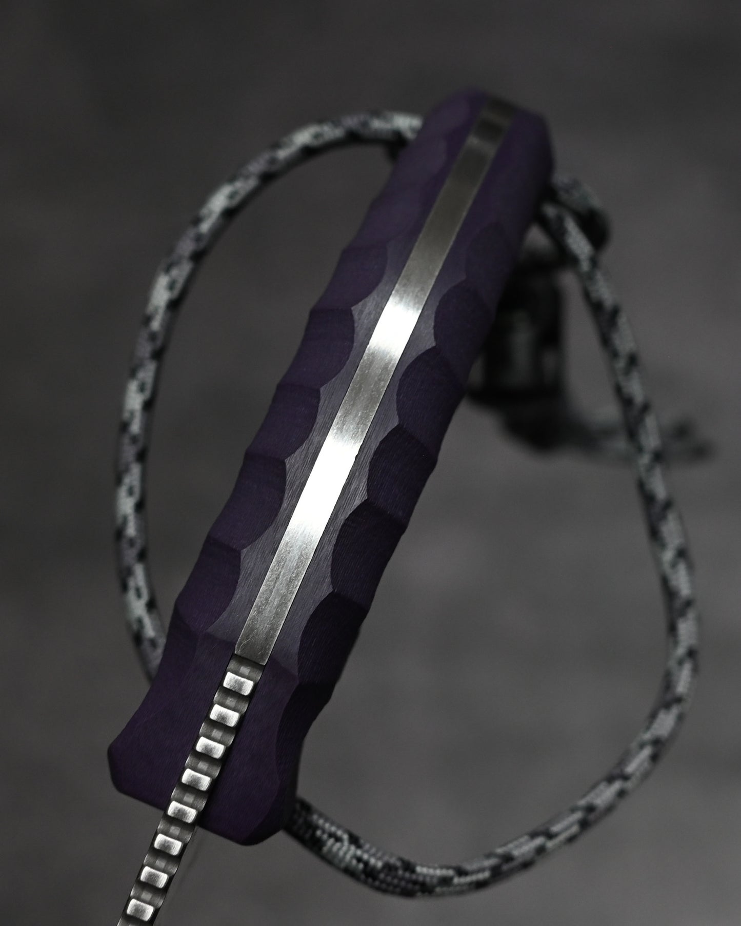 Kikuknives Kiku Matsuda Custom Knife
“Minimalist Forged” Outdoor Knife – SPG-2 Laminated Steel (Forged Version)