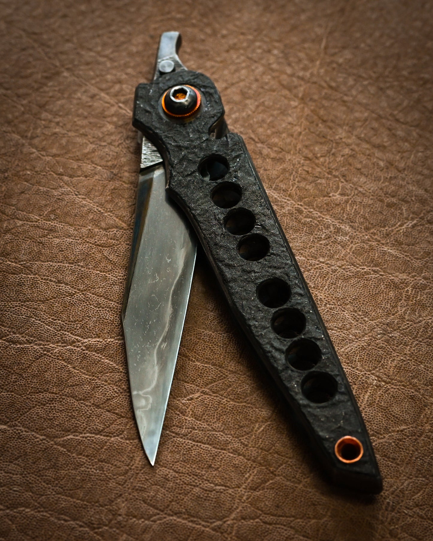 推薦作家・極希少 二部幸夫作 東京展示会モデル No.R8-2 「肥厚守」カスタムフォールディングナイフ