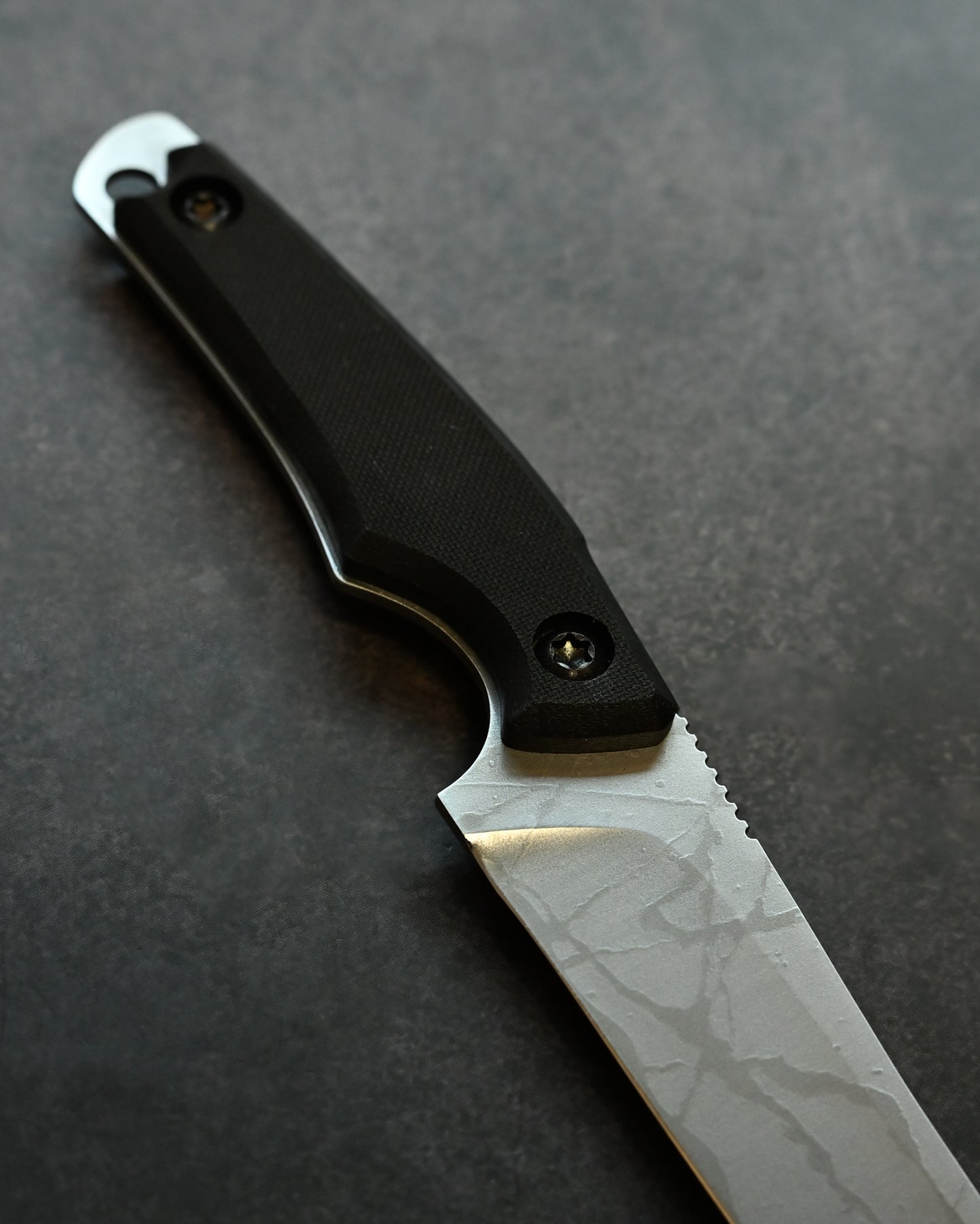 極稀少｜琵琶湖展会版｜松田菊男「霧月（Mugetsu）」｜14C28N 超軽量アウトドア直刀｜G10ハンドル