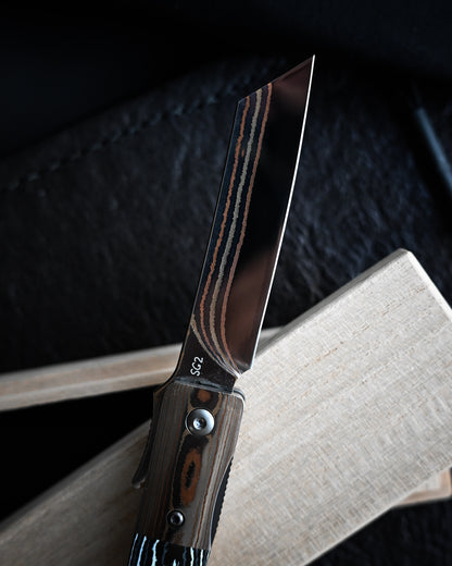 haoworks Eirou Atsumori Custom Folding Knife – Obsidian Storm