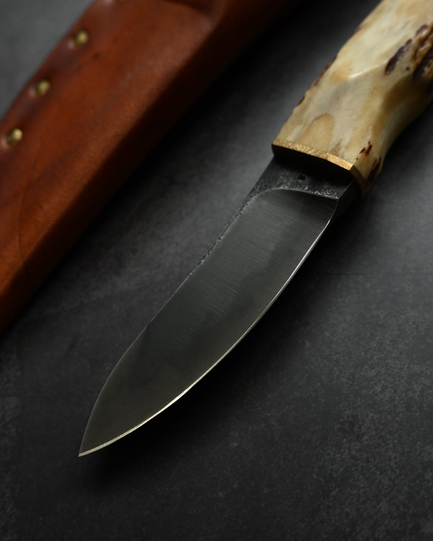 Wtopia Hunting Knife (Semi Skinner) – K990 Hamon Handmade Knife, Made in Japan