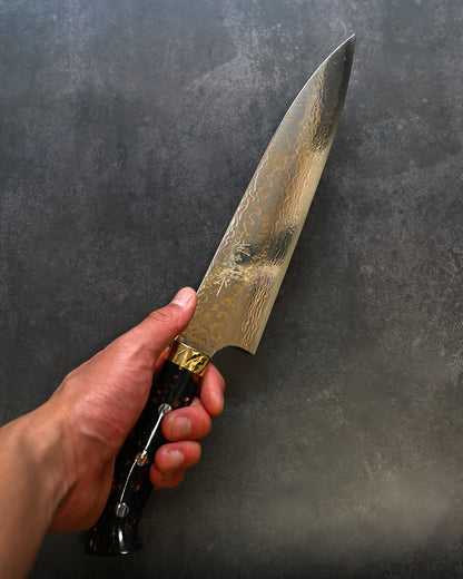 佐治武士 有色ダマスカス 牛刀 210mm ミガキ仕上げ 黒茶コーリアンハンドル 手打ち包丁