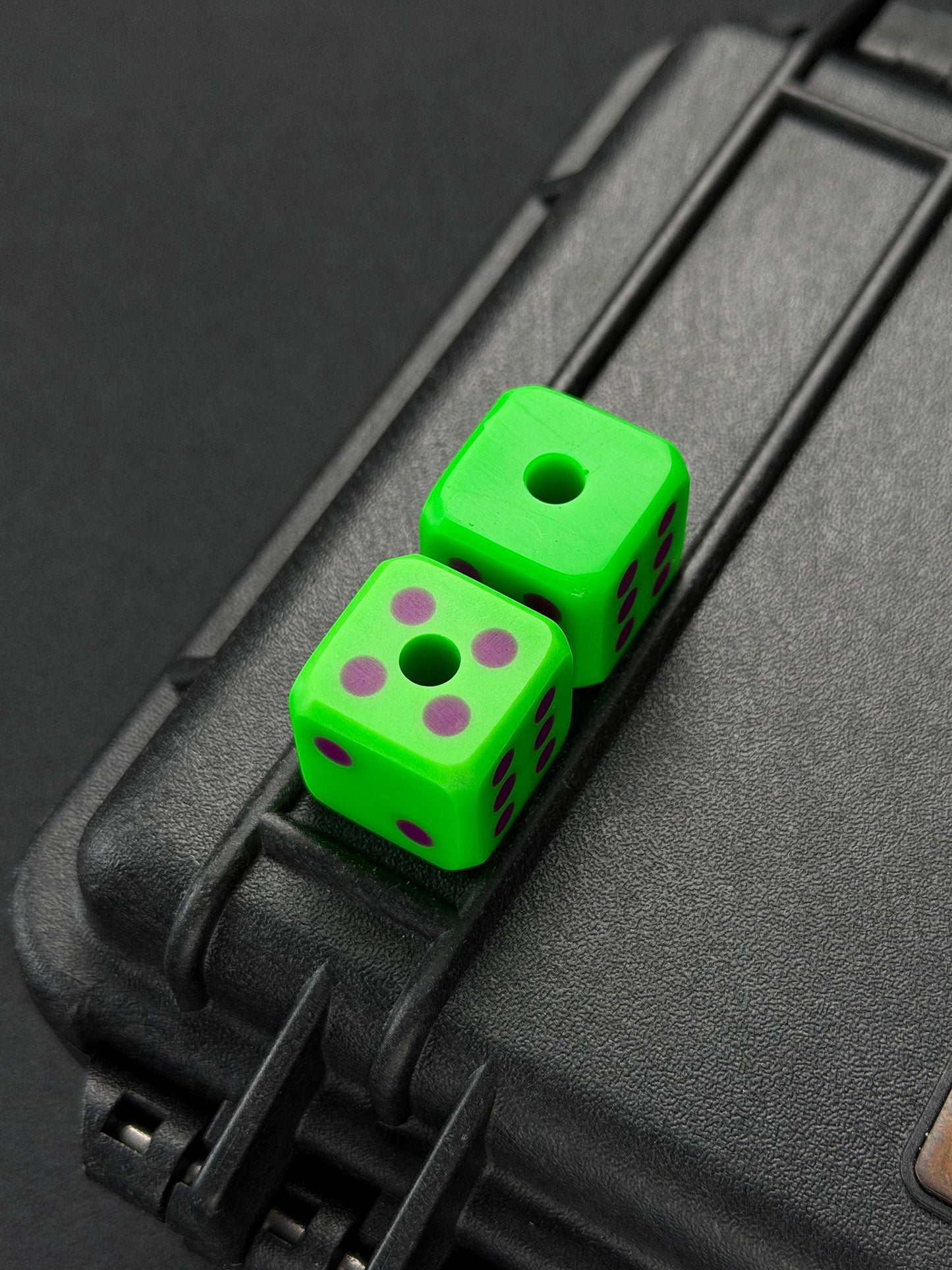 ハンドメイド 蓄光ダイス 2個セット 20mm｜EDC コレクション