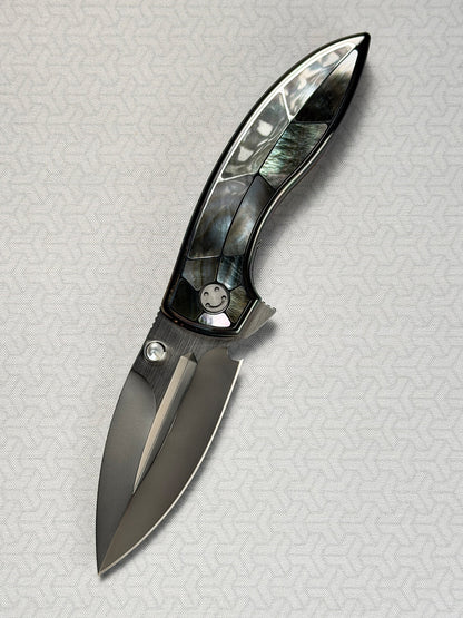 Infinite Charlie Knives Sea Bream Custom Knife M390 Blade Deep-Sea Mother-of-Pearl Handle
