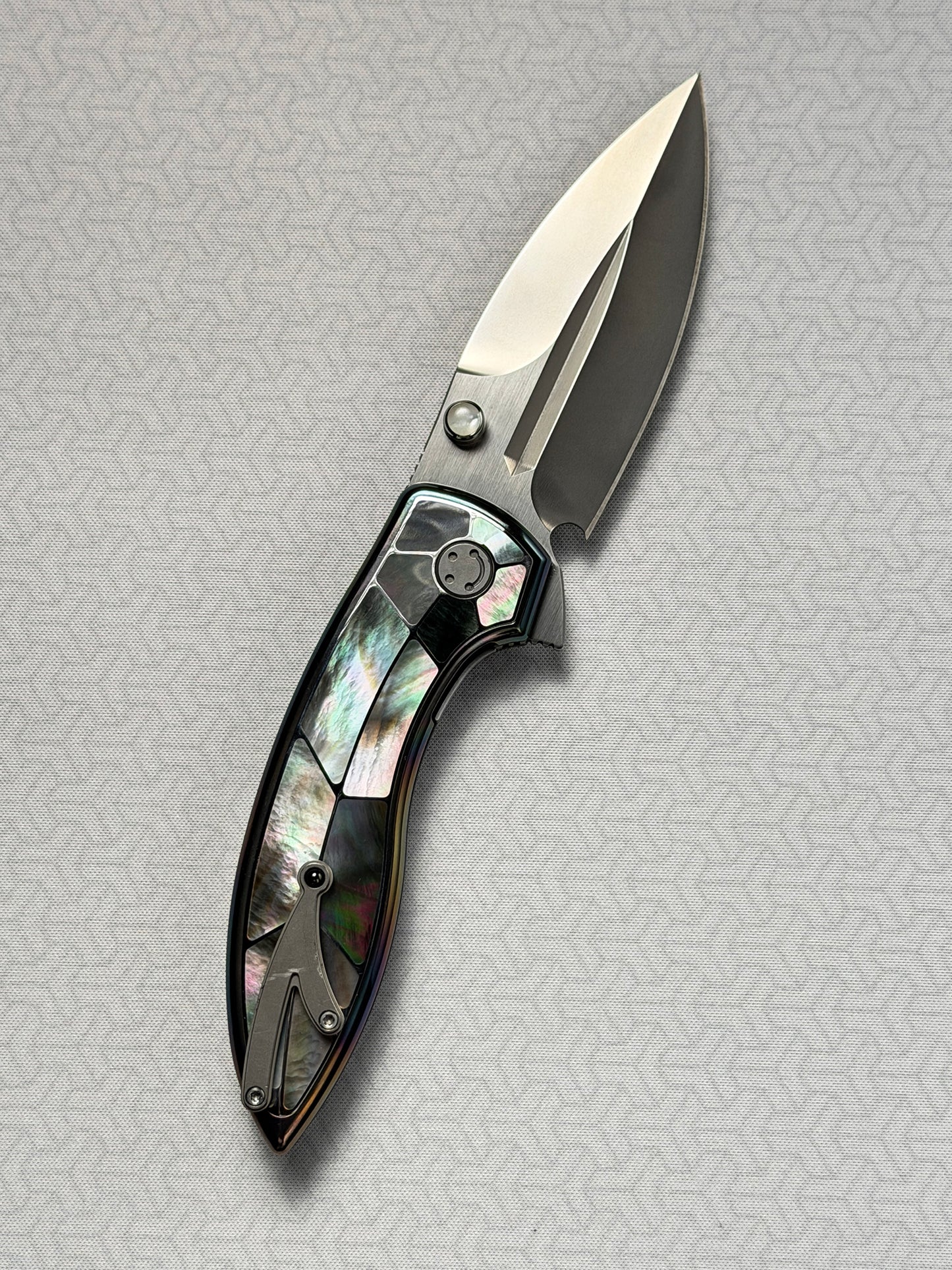 Infinite Charlie Knives Sea Bream Custom Knife M390 Blade Deep-Sea Mother-of-Pearl Handle