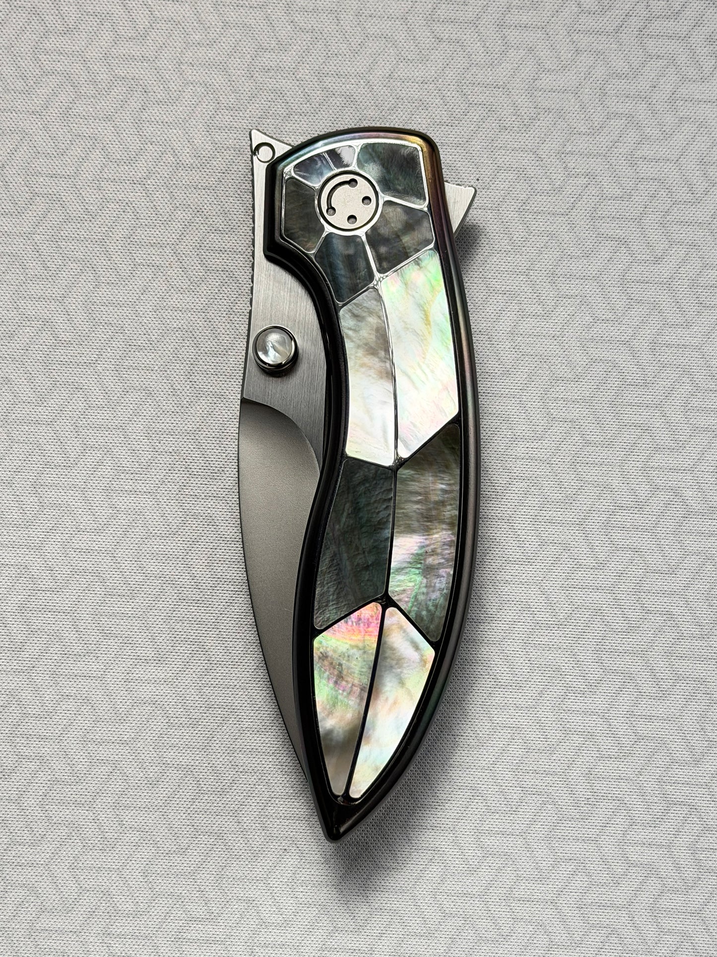 Infinite Charlie Knives Sea Bream Custom Knife M390 Blade Deep-Sea Mother-of-Pearl Handle