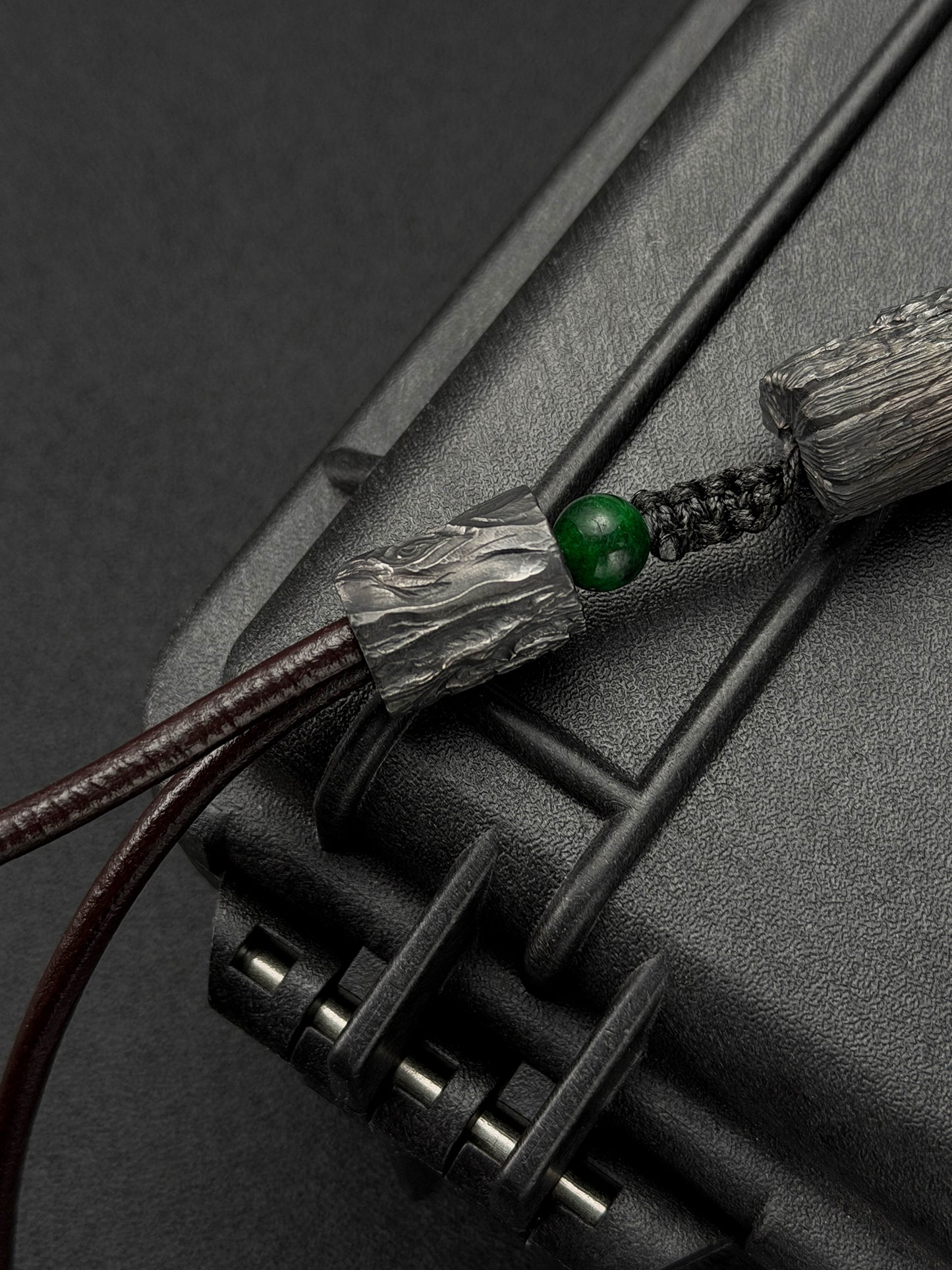 One-Off Tang Zuo Hidden Viper Hand-Carved Titanium EDC Tactical Baton