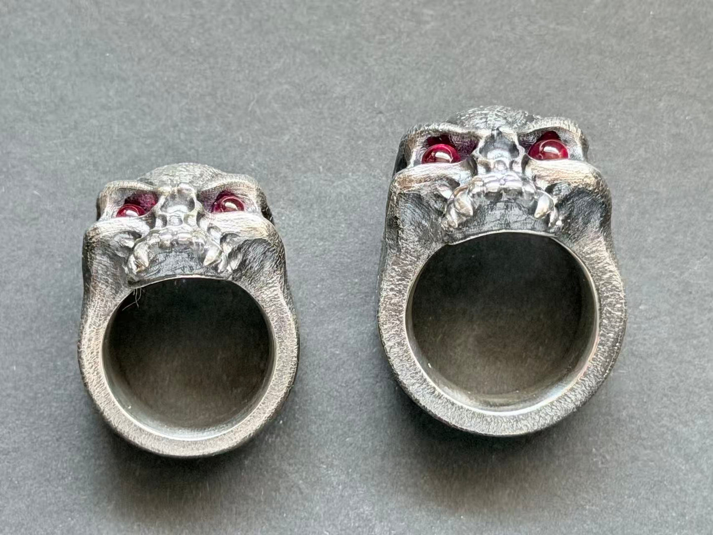 Steel Flame Vigilant Oni ハードウォリアー シルバーリング（レッドアイ）