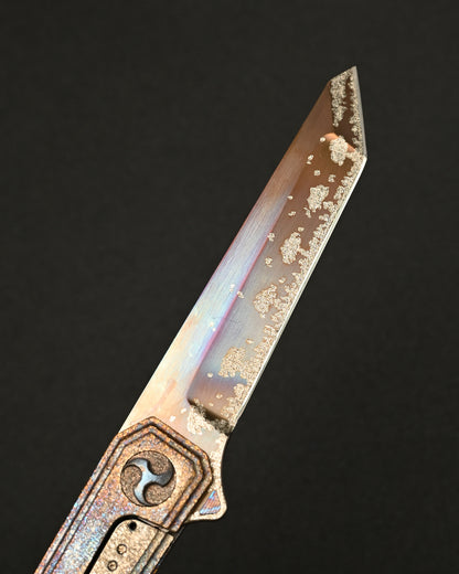 Rare Glenn Waters Knives Custom Flipping Tanto – M390 / Hand-Engraved Lava Titanium / Sterling Silver & Bronze Skulls