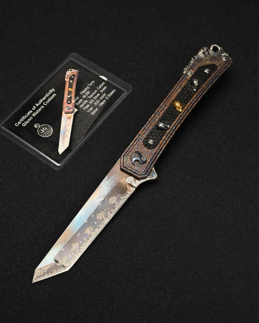 希少 Glenn Waters Knives カスタム Flipping Tanto フォールディングナイフ – M390 / 溶岩模様チタン手彫り / 925シルバー＆ブロンズスカル