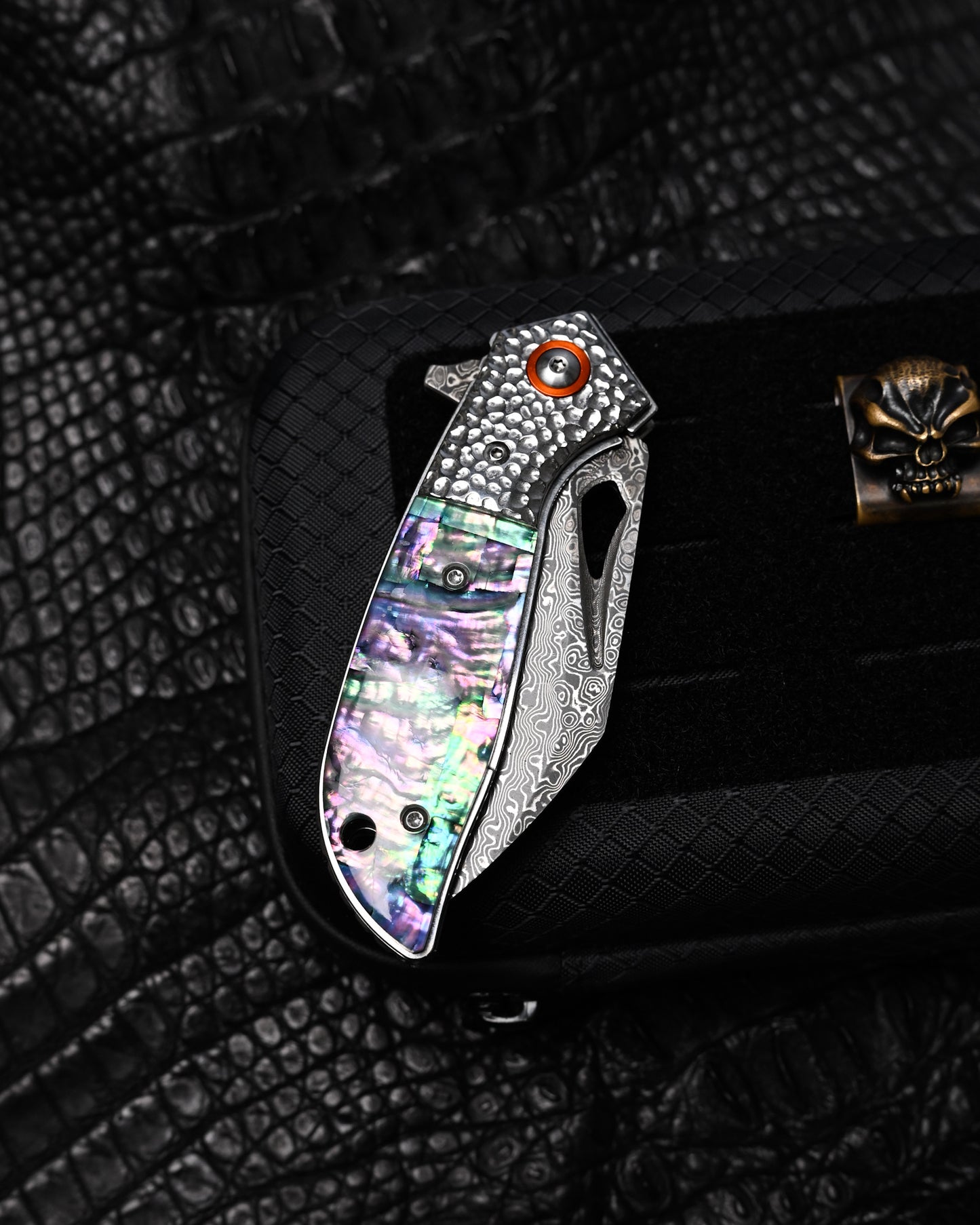 HorixGear TSUBASA Custom Folding Knife – Forged Layered Damascus, Abalone Handle & Hammered Bolster