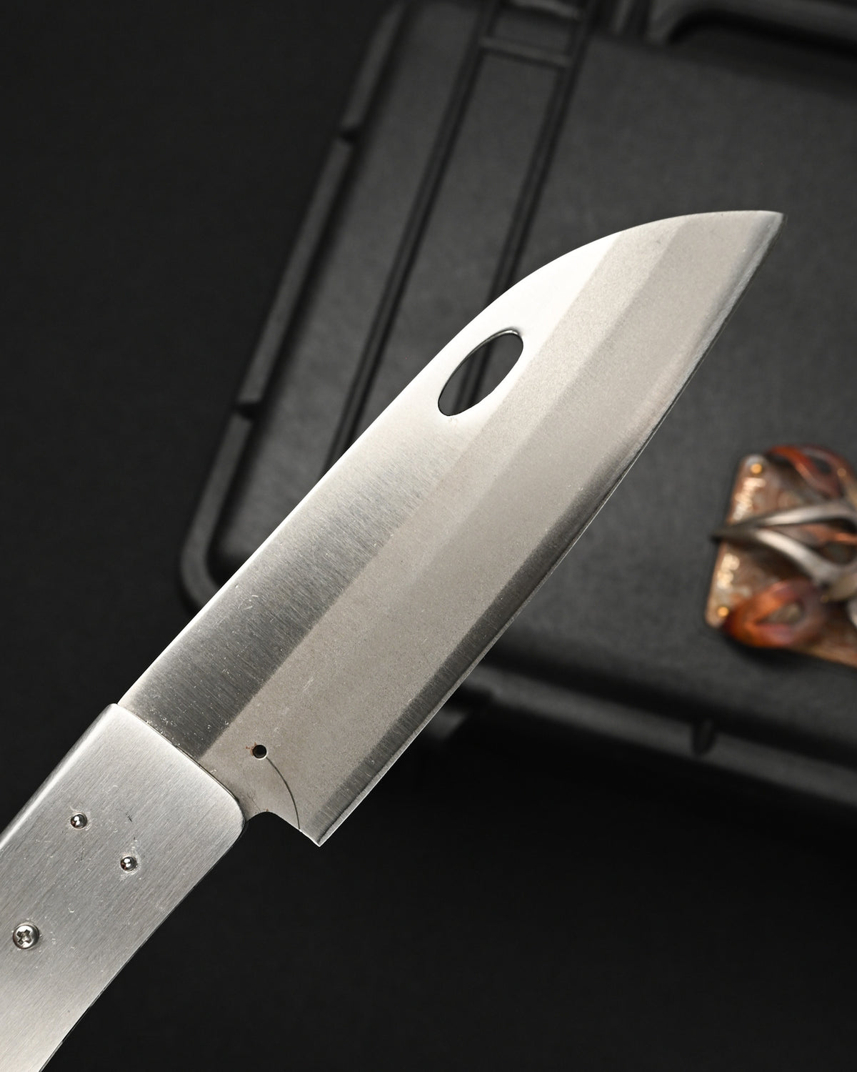 Rare Katsuhiko Miura Handmade Folding Steak Knife – ATS-34 / Tiger & Dragon Engraving / Stainless Steel Handle