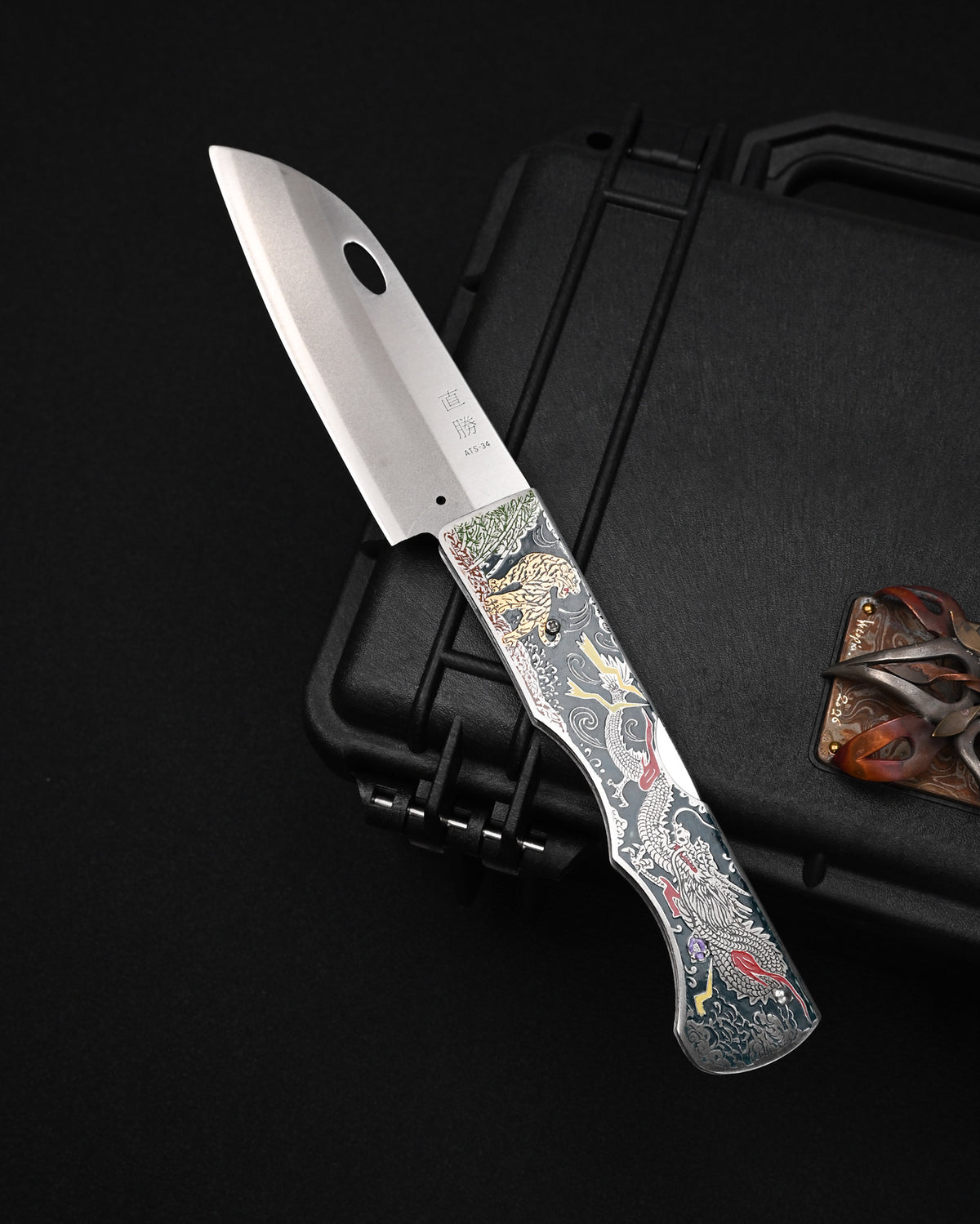 Rare Katsuhiko Miura Handmade Folding Steak Knife – ATS-34 / Tiger & Dragon Engraving / Stainless Steel Handle