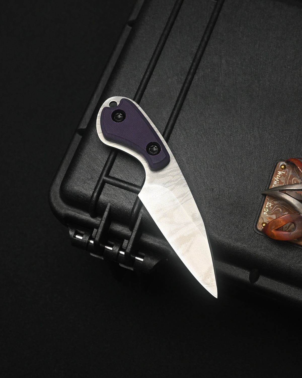 KIKUKNIVES Masayuki Matsuda “Hama Kumanomi Hamaguri” Mini EDC Knife – 14C28N / Purple G10