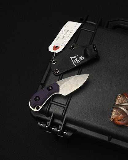 KIKUKNIVES Masayuki Matsuda “Kakure Kumanomi Flat” Mini EDC Knife – 14C28N / Purple G10