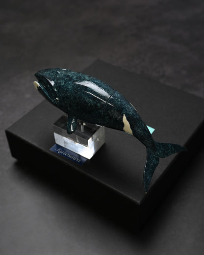 希少 銀座展示会版 黒澤次夫 手作り 積層鋼ミニナイフ「セミクジラ」木彫・手彩色・漆仕上げ木製シース