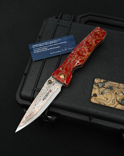 MCUSTA MATOUEN Limited Edition Japanese Folding Knife – Copper & Brass Damascus / V-Toku 2 Steel / Ironwood / Traditional Kiso Tsuishu Lacquer