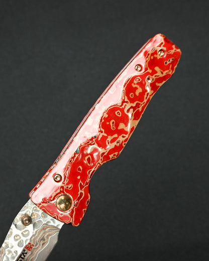 MCUSTA MATOUEN Limited Edition Japanese Folding Knife – Copper & Brass Damascus / V-Toku 2 Steel / Ironwood / Traditional Kiso Tsuishu Lacquer