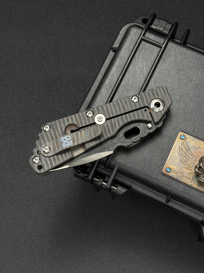 希少 Mick Strider Knives Custom SMF – Nightmare Grind MagnaCut / フル・フレイムチタン