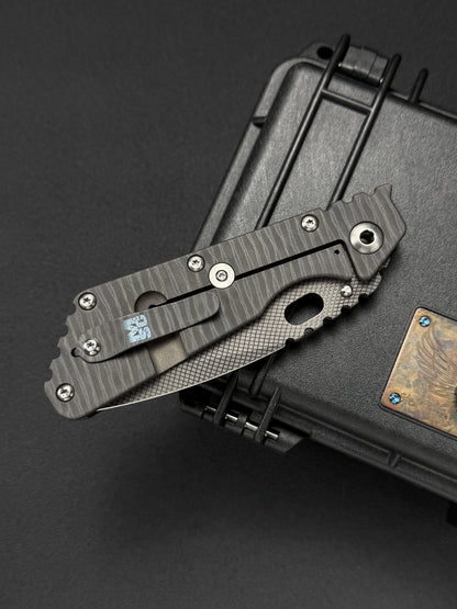 Ultra-Rare ONE-OFF Mick Strider Knives XL Custom Knife – Grid Pattern CTS-XHP / White CarboTi