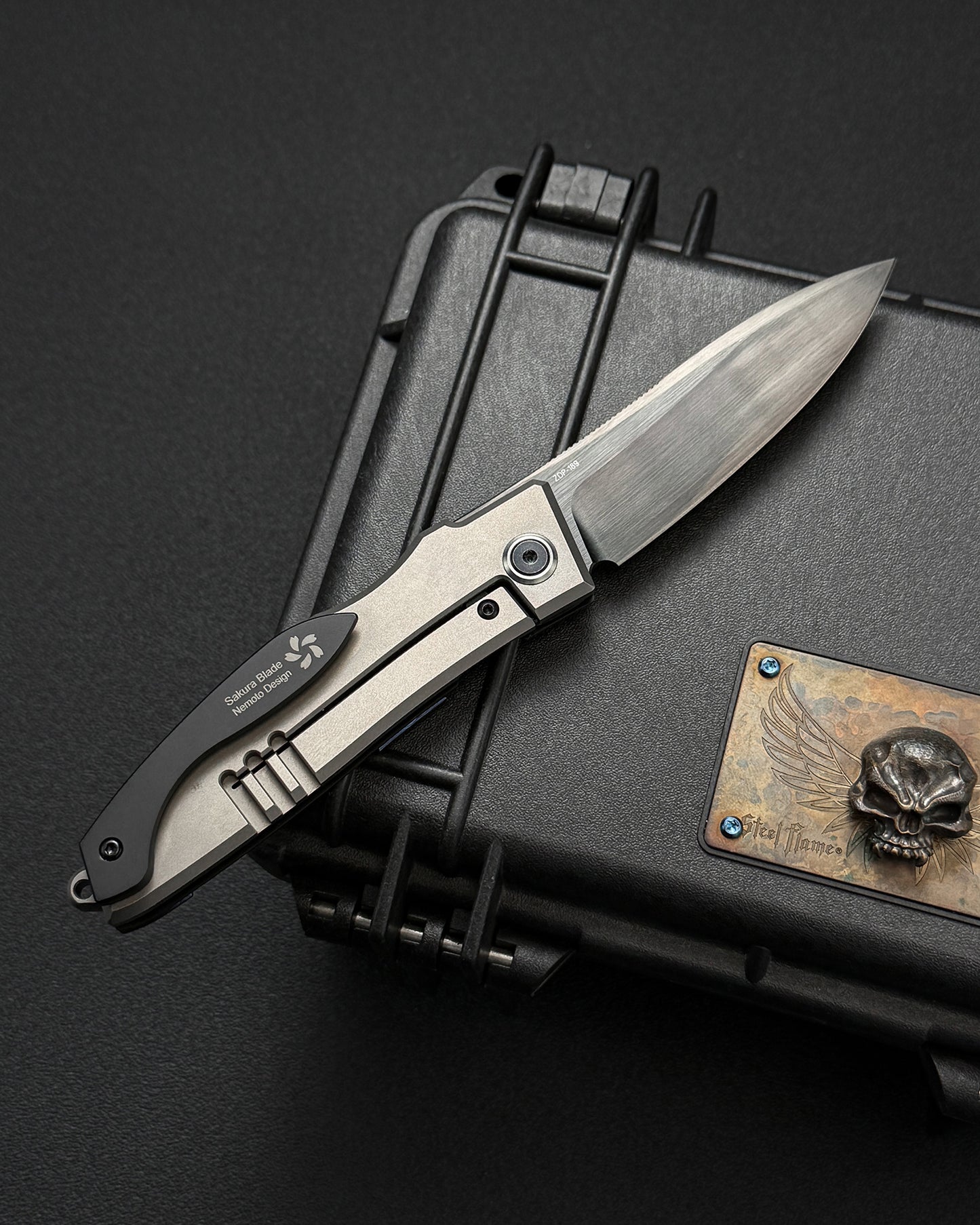 Nemoto Knives Tomoyuki Nemoto Custom Folder – ZDP-189 DLC & Zirconium Damascus