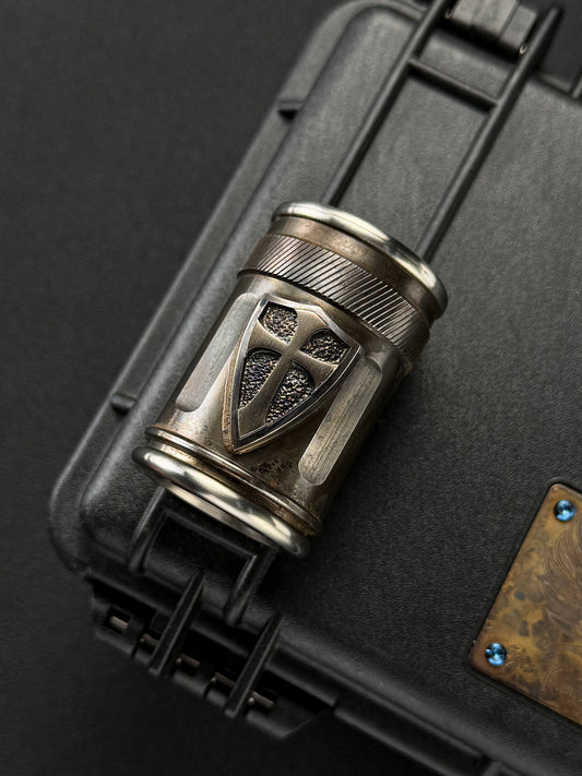 希少品 Steel Flame One-Off × Atwood コラボレーション クルセイダー シルバーシールド カップ
