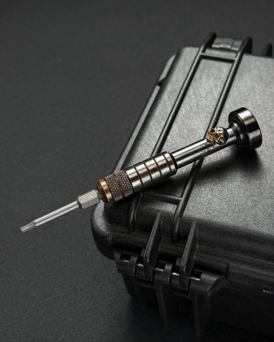 希少・廃番旧モデル STEEL FLAME ブロンズ ウォリアースカル EDC スクリュードライバーツール｜アメリカ製