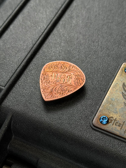 希少 One-Off STEEL FLAME HGR Panja 唐草彫刻 銅製ギターピック｜アメリカ製
