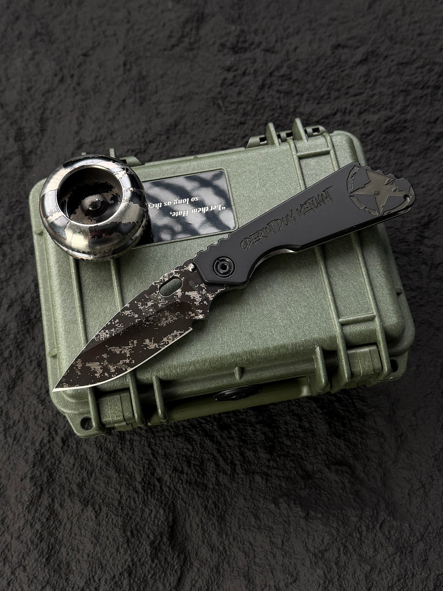 希少・廃番 Strider Knives × Blackside Custom SMF “Oderint Dum Metuant” 限定コレクターセット