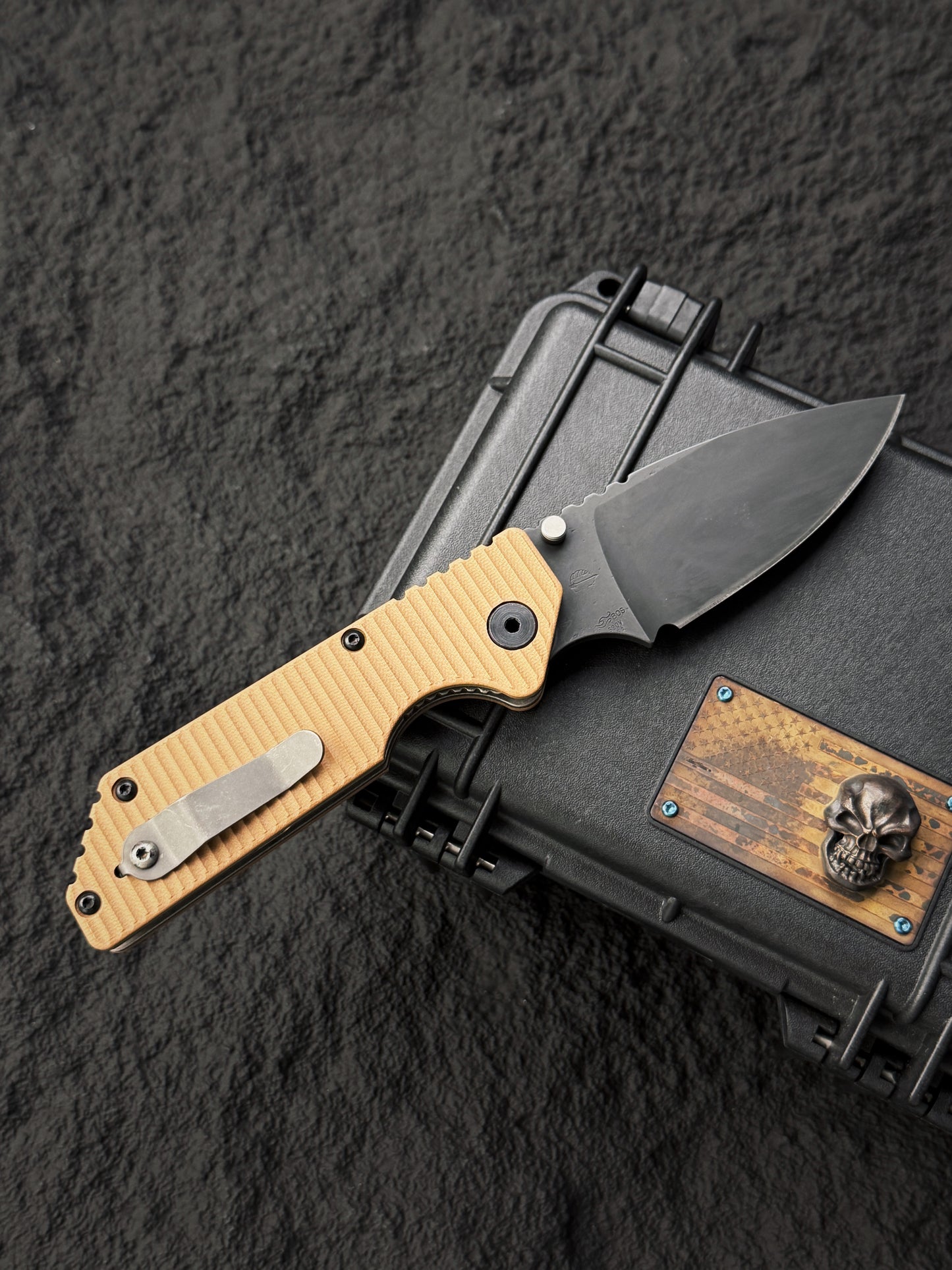 Rare Old School STRIDER KNIVES AR Black Blade S30V Folder – Desert Tan G10 – BOS Flame Mark