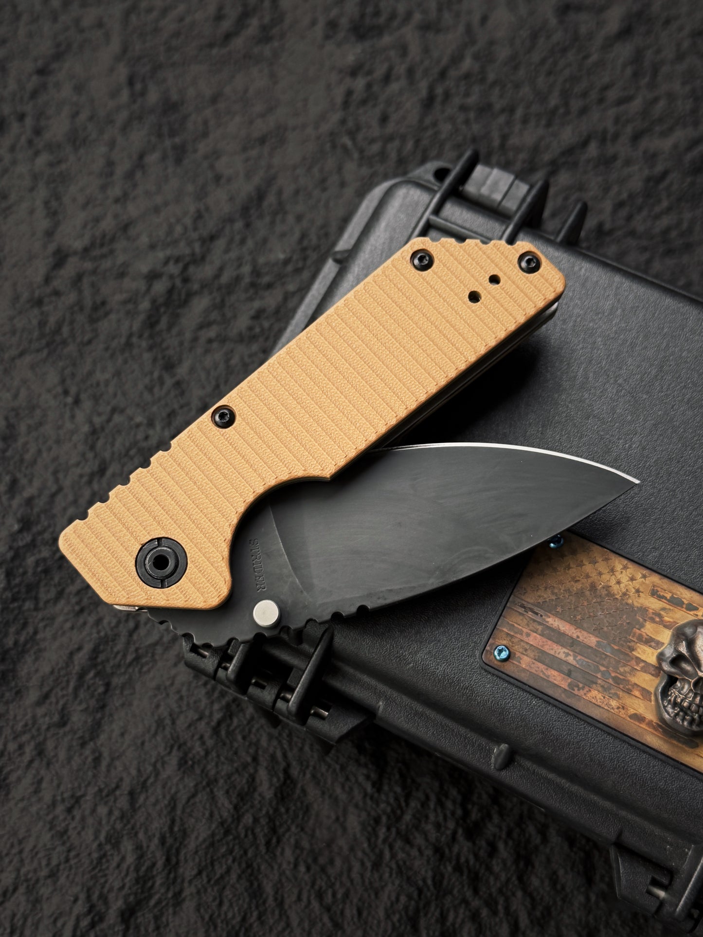 Rare Old School STRIDER KNIVES AR Black Blade S30V Folder – Desert Tan G10 – BOS Flame Mark