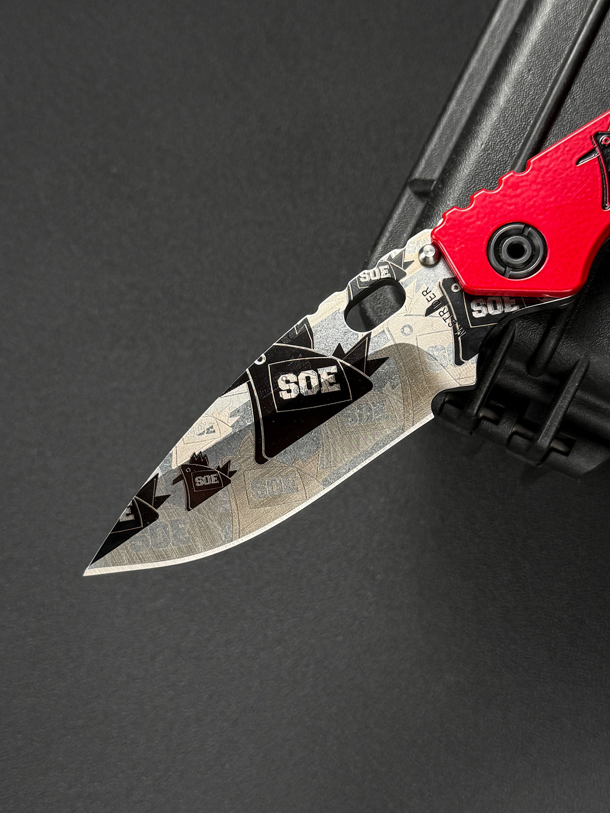 超希少 Old-School Strider Knives × SOE コラボ SMF CTS-XHP｜レッドアルミ SOE