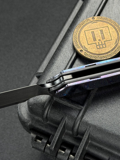 TIESANJIAO Minimalist Hidden-Screw Custom EDC Folder – M390 Brushed DLC & Zirconium Damascus