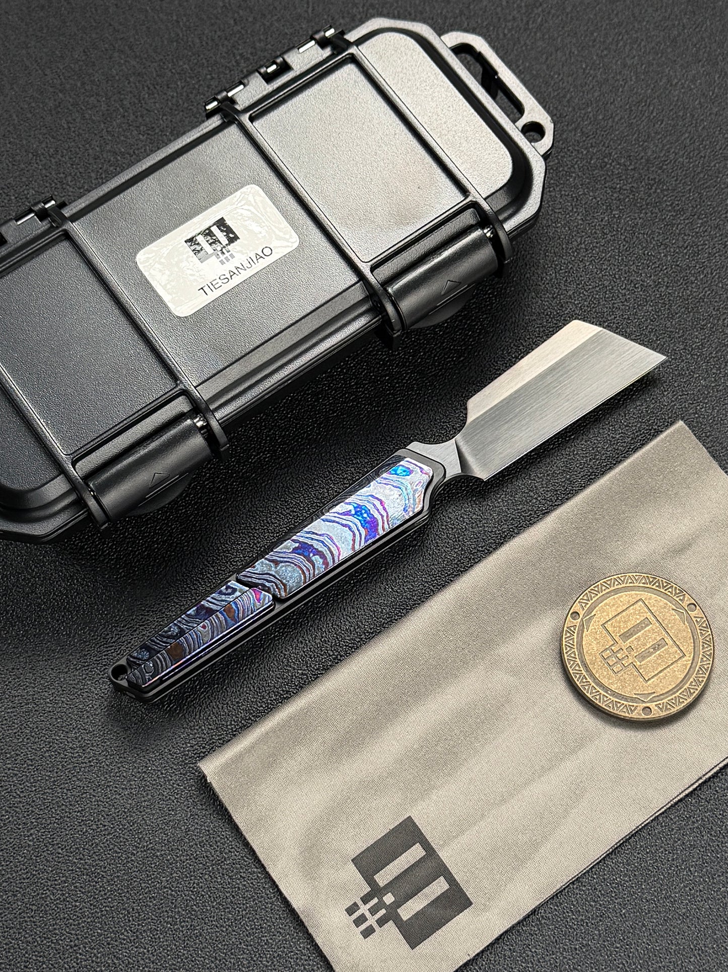 TIESANJIAO Minimalist Hidden-Screw Custom EDC Folder – M390 Brushed DLC & Zirconium Damascus