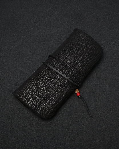 Wtopia 黒色 希少レザー ハンドメイド ヴィンテージ EDC ポーチ｜ブロンズ杏花 × ブラック鹿革コード