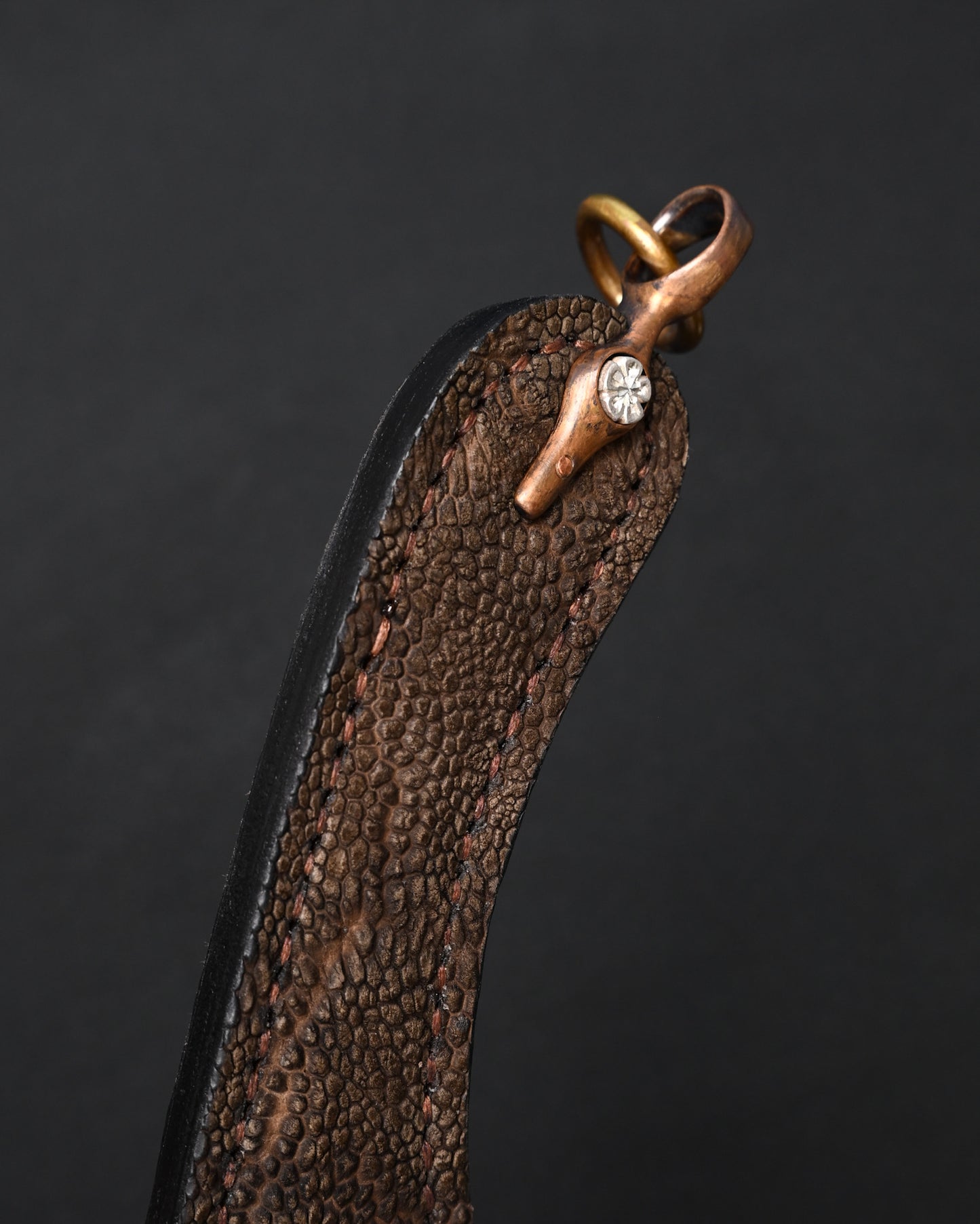 Wtopia ONE-OFF ハンドメイド EDC レザーアイテム｜シルバークロス × ミックスメタル