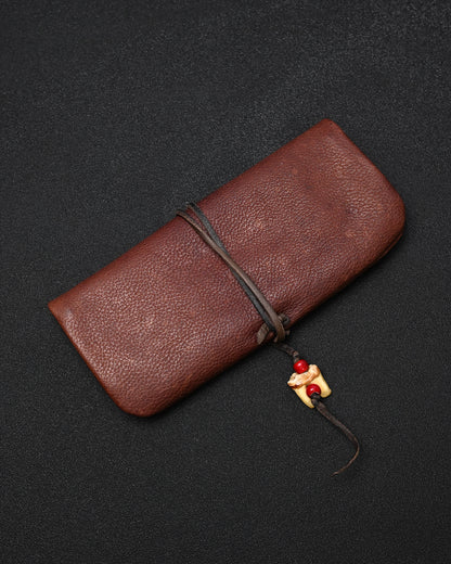 Wtopia 希少レザー ハンドメイド ヴィンテージ EDC ポーチ｜天然牙トグル × 鹿革コード