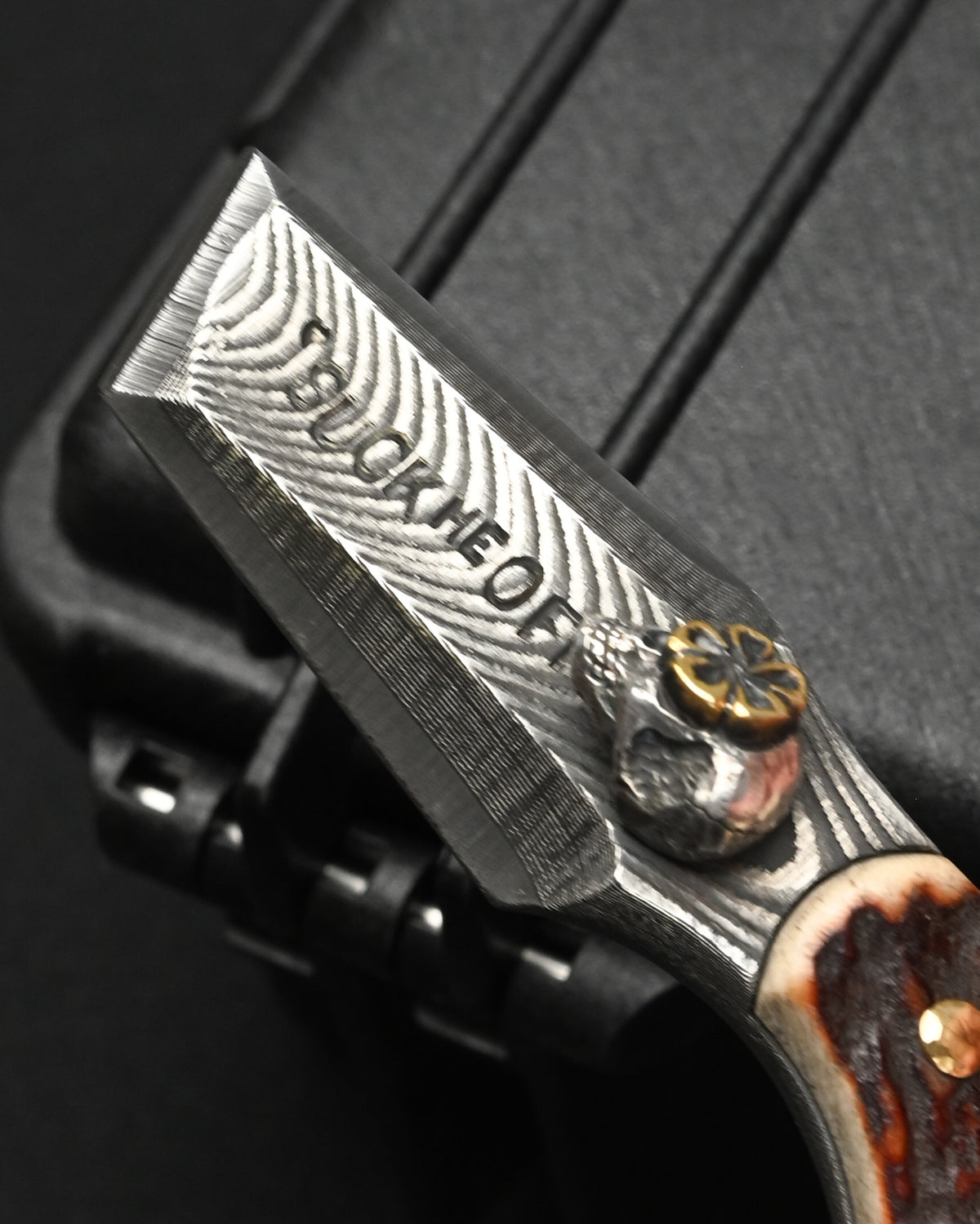 Rare ONE-OFF Wtopia 2026 Seki Exclusive Custom EDC Pry Bar – G3 Laminated Steel / Japanese Deer Antler / Sterling Silver Skull / Bronze Floral Detail