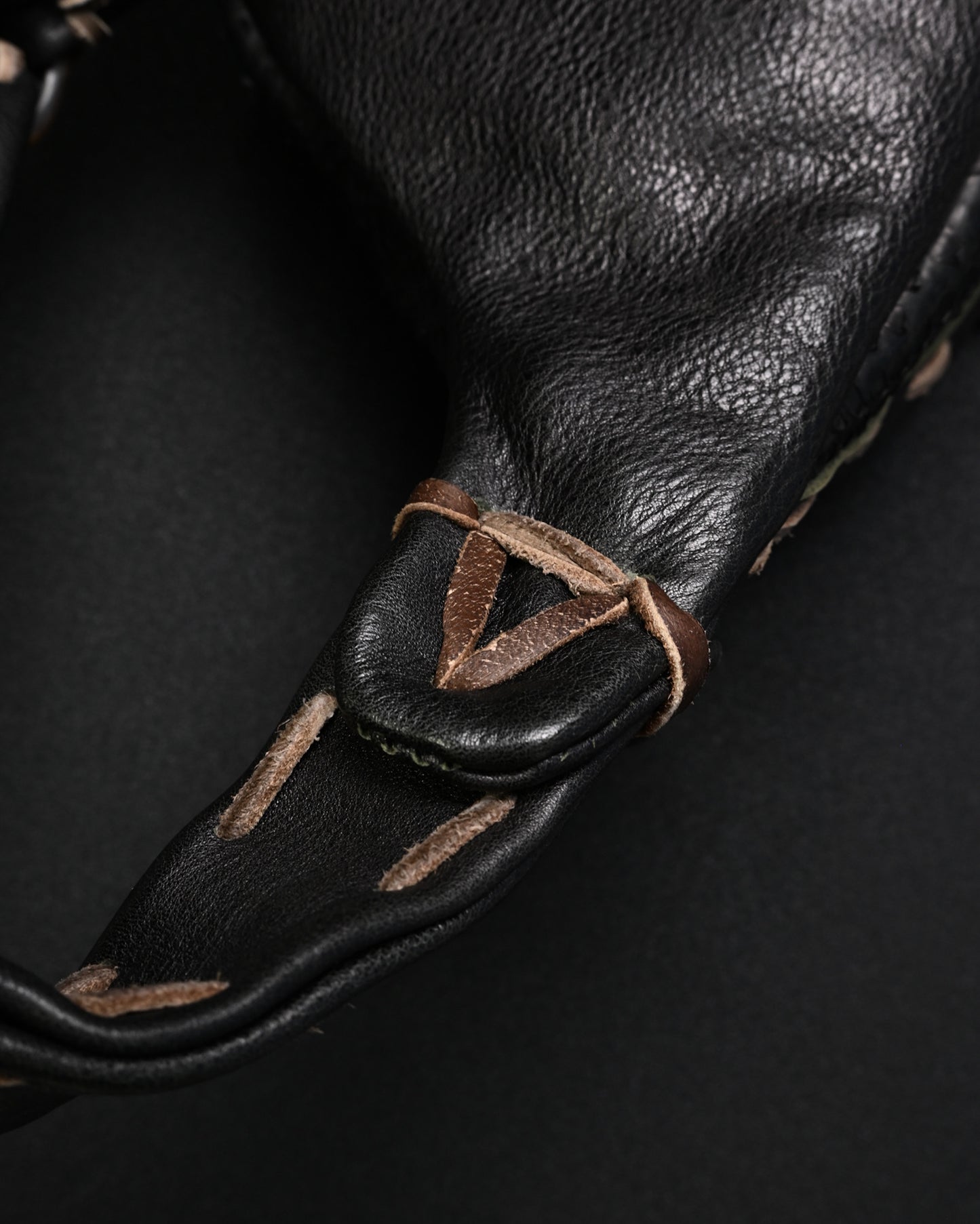Rare ONE-OFF Wtopia Handmade Black Snakeskin Vintage Waist / Crossbody Bag – UNIVERSAL Zipper