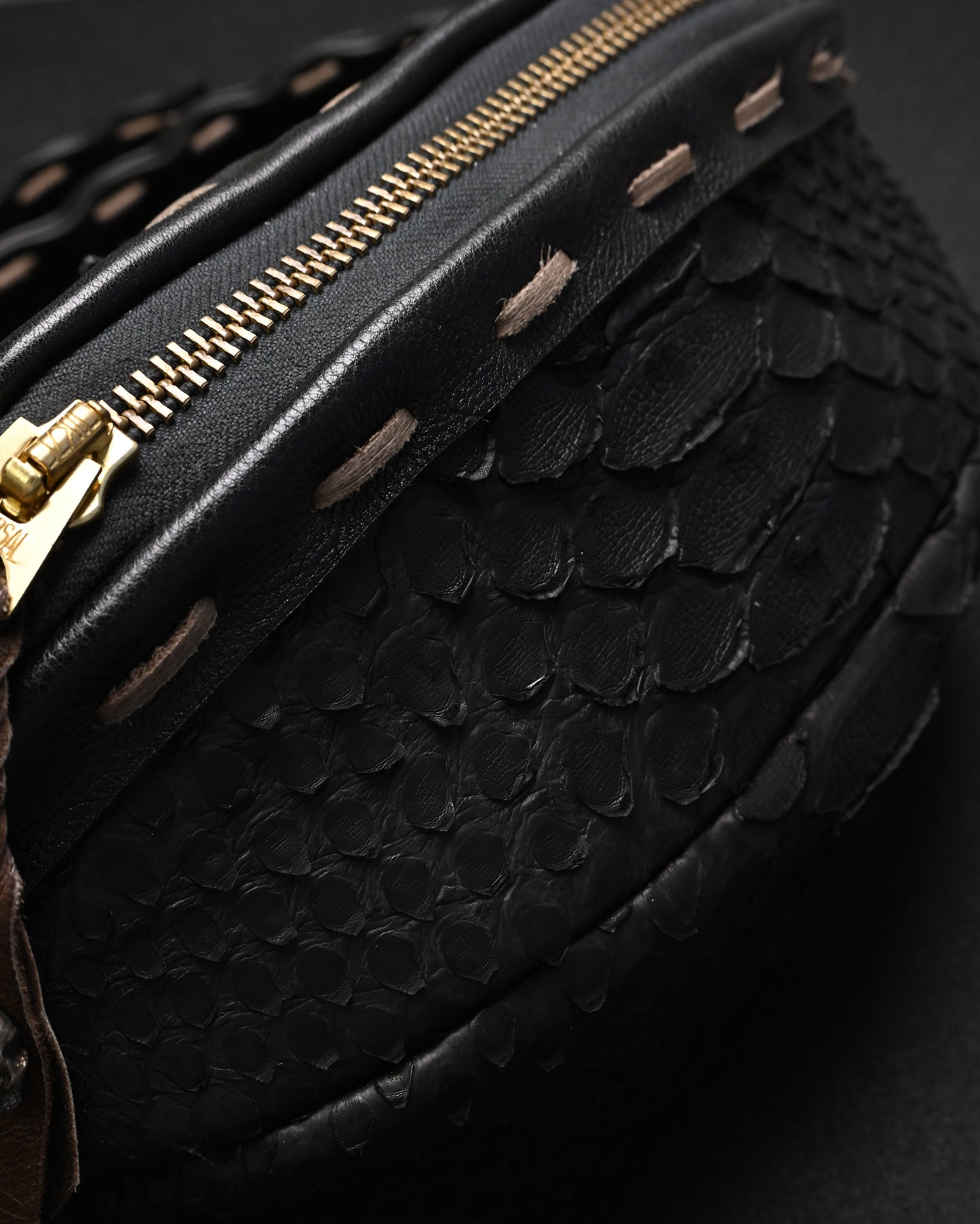 Rare ONE-OFF Wtopia Handmade Black Snakeskin Vintage Waist / Crossbody Bag – UNIVERSAL Zipper