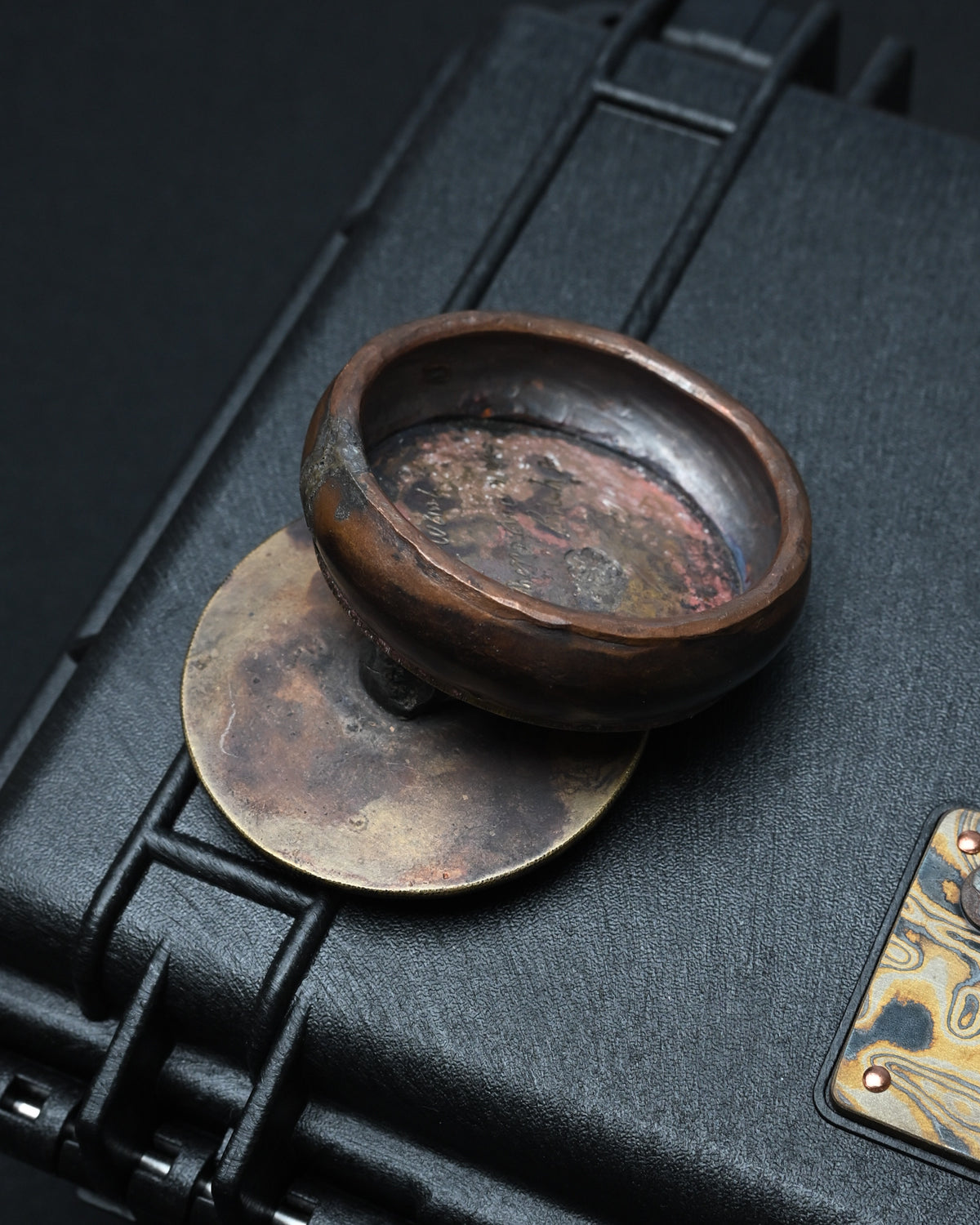 希少 ONE-OFF Wtopia 東京JKGショー限定 ハンドメイド ブロンズ灰皿 / EDC小物入れ – 925シルバースカル / ブロンズ杏花 / 作者直筆サイン入り