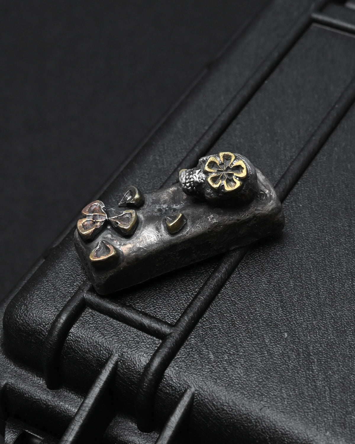 Rare ONE-OFF Wtopia “Tokyo” Silver Skull Floral EDC Challenge Coin / Worry Stone – Made in Japan