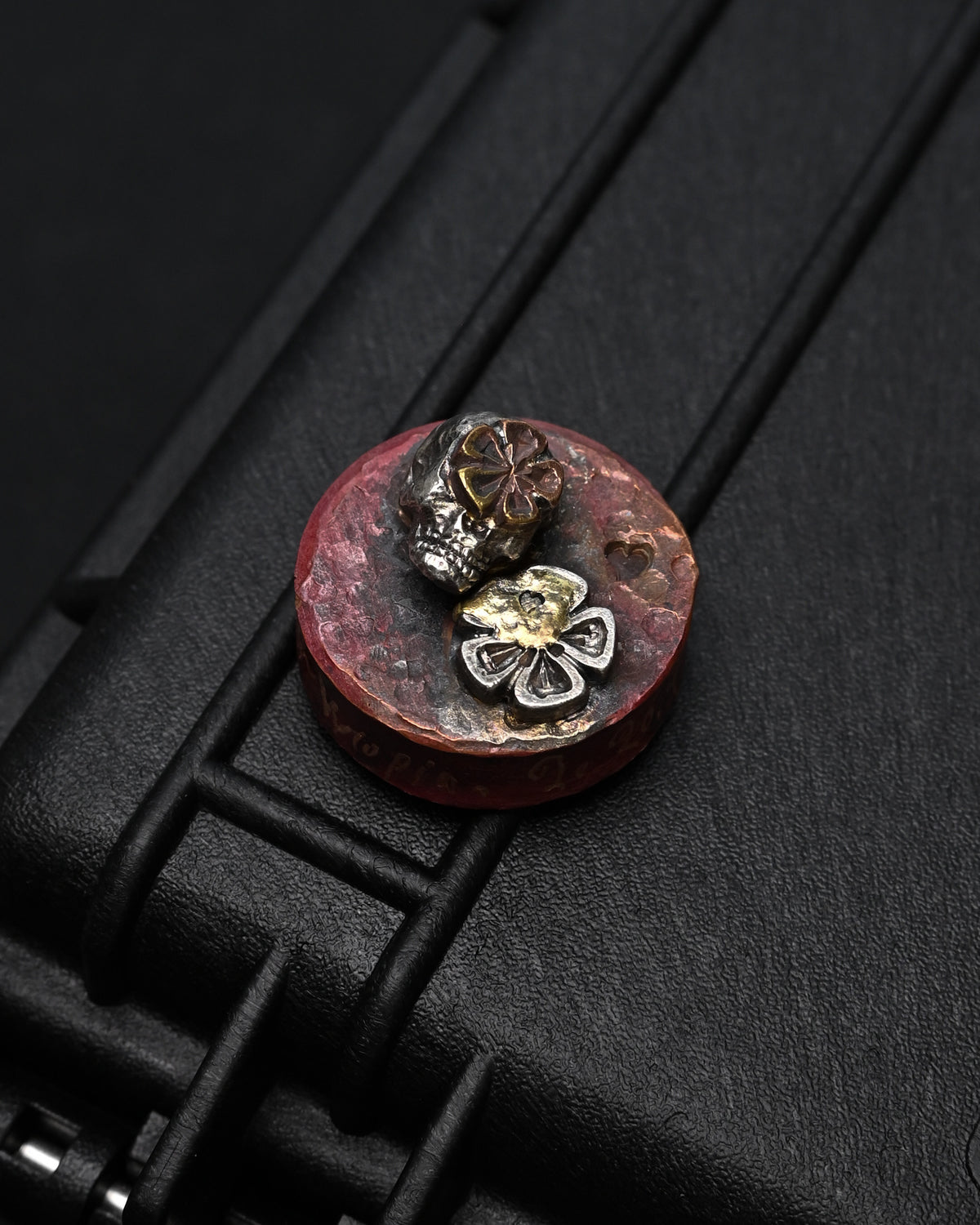 Rare ONE-OFF Wtopia × Sunizumi Shoten Copper EDC Worry Stone – Silver Skull, Silver Floral & 18K Gold