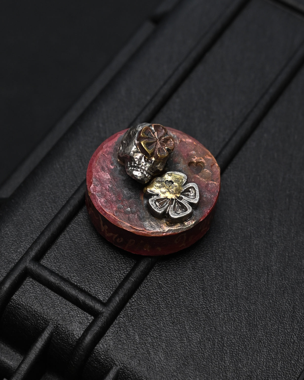Rare ONE-OFF Wtopia × Sunizumi Shoten Copper EDC Worry Stone – Silver Skull, Silver Floral & 18K Gold